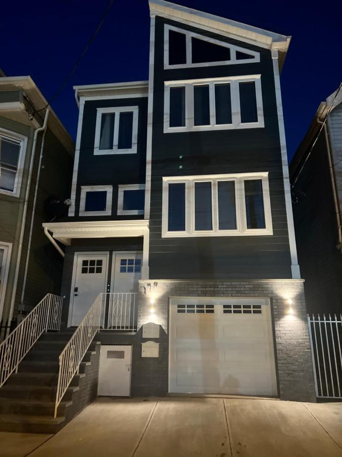 Springview Homes 12Mins From Ewr & 3 Mins From University Hospital Newark Esterno foto
